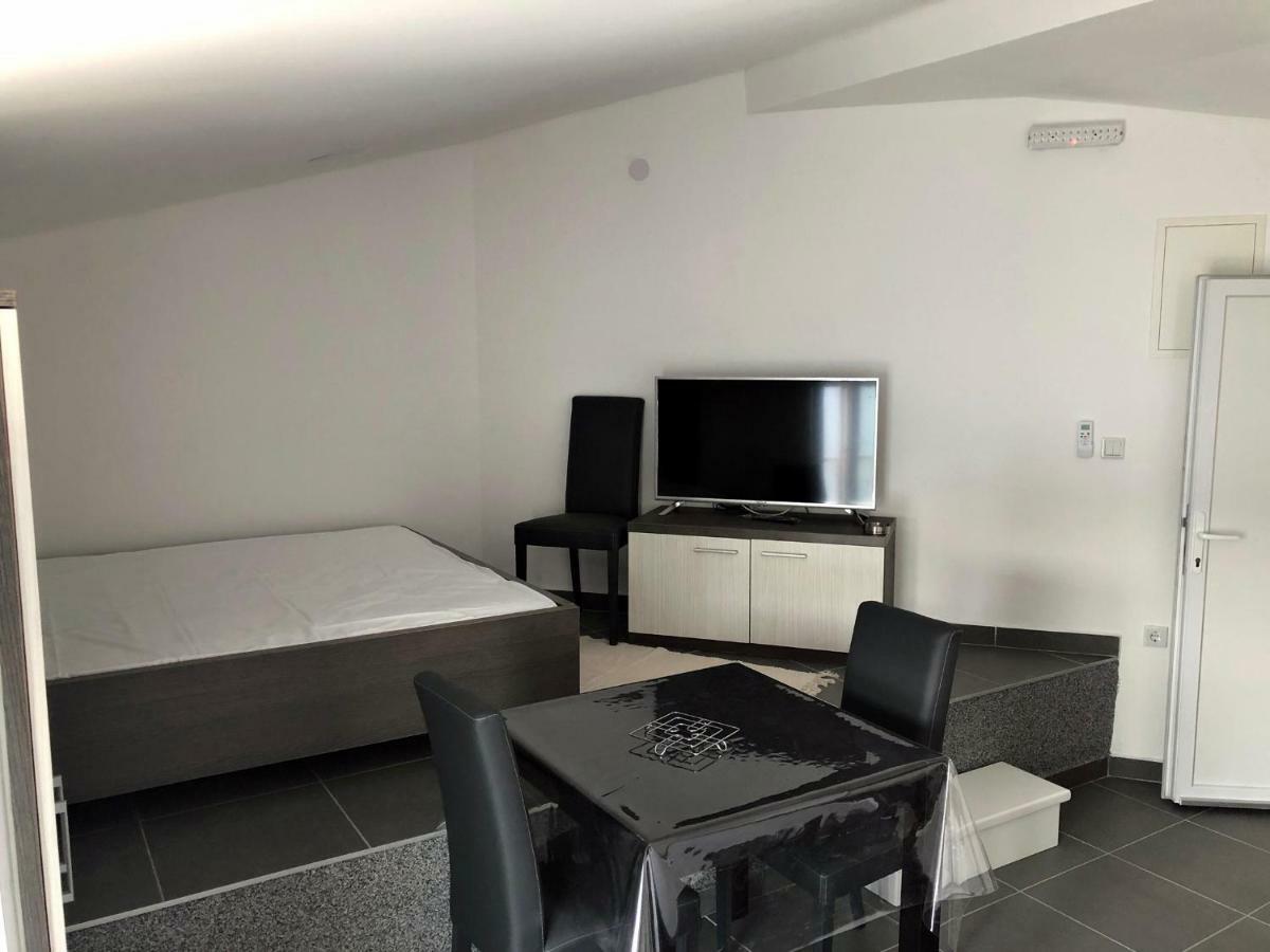 Apartments Lukrecia Neum Kültér fotó